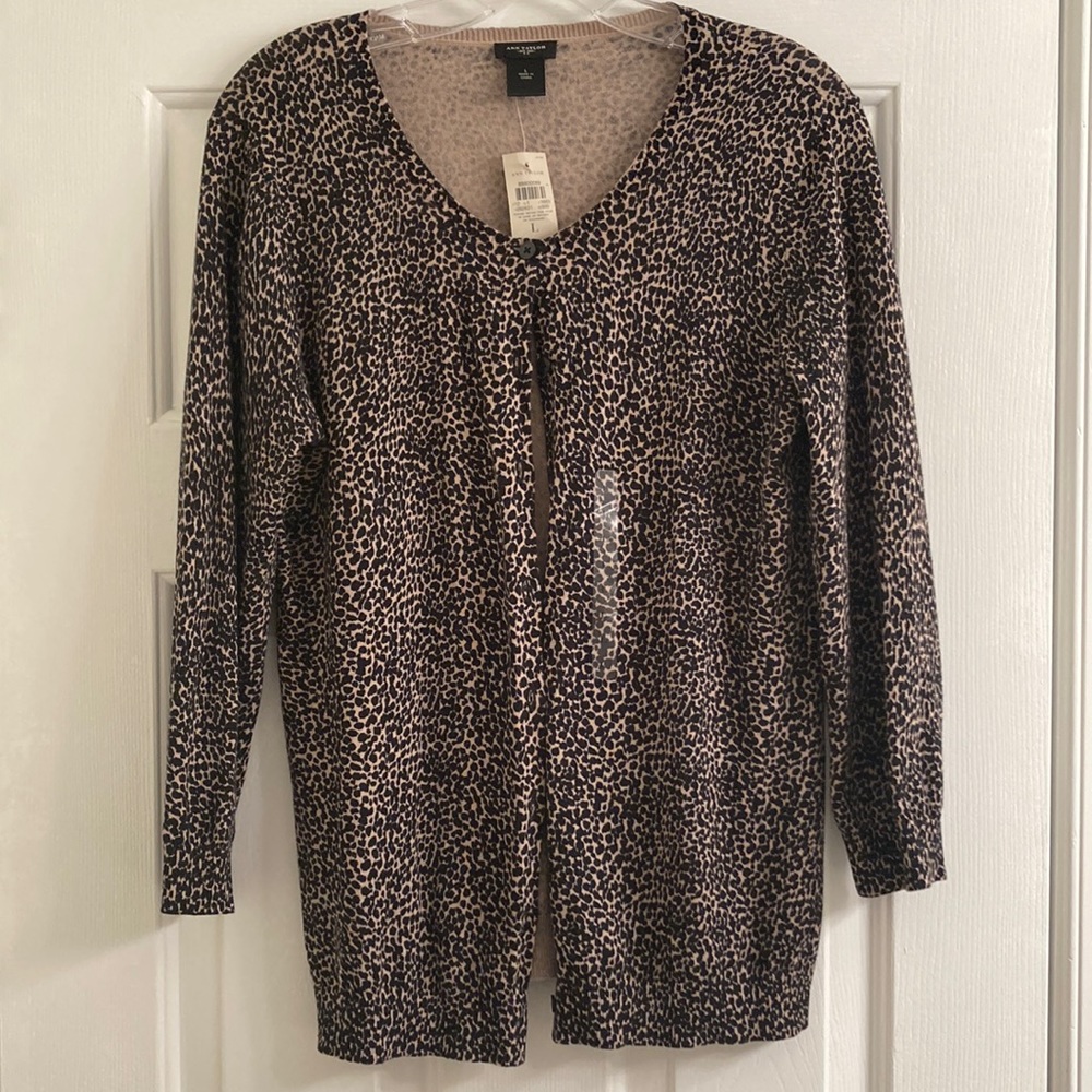 Ann Taylor cardigan size L